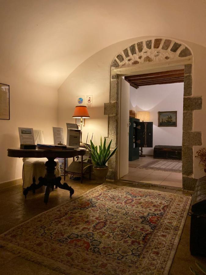 الشقق الفندقية سبيتسيسفي  Economou Mansion المظهر الخارجي الصورة